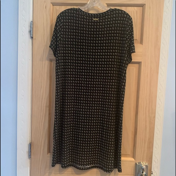 Michael Kors dress size large NWOT, polyester spandex, gold button snap sleeves - Picture 2 of 5